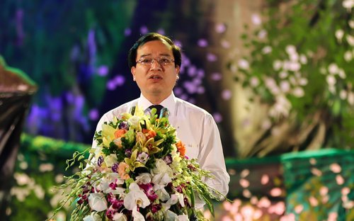 Phó Tổng cục trường TCDL Hà Văn Siêu công bố Quyết định